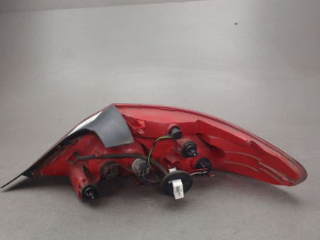 FEU ARRIERE GAUCHE  PEUGEOT 407
