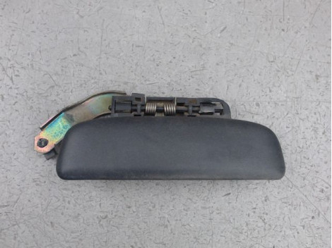 POIGNEE INTERIEURE PORTE AVANT DROIT PEUGEOT 106