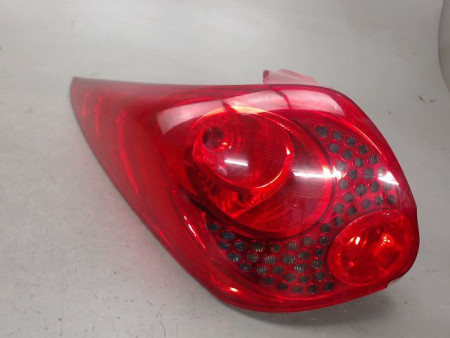 FEU ARRIERE GAUCHE  PEUGEOT 207