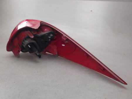 FEU ARRIERE GAUCHE  PEUGEOT 207