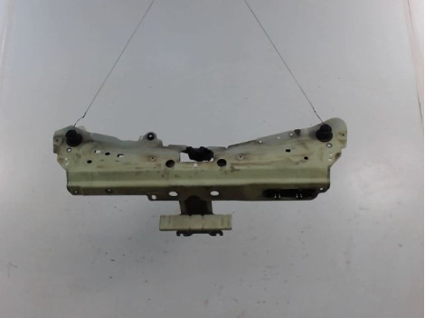 TRAVERSE SUPERIEURE ARMATURE AVANT RENAULT TWINGO