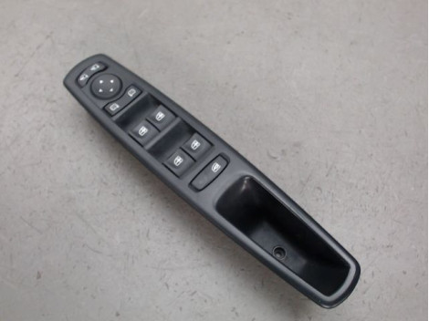 COMMANDE LEVE-GLACE PORTE AVG RENAULT MEGANE