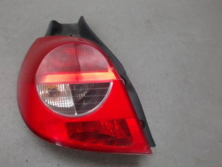 FEU ARRIERE GAUCHE  RENAULT CLIO