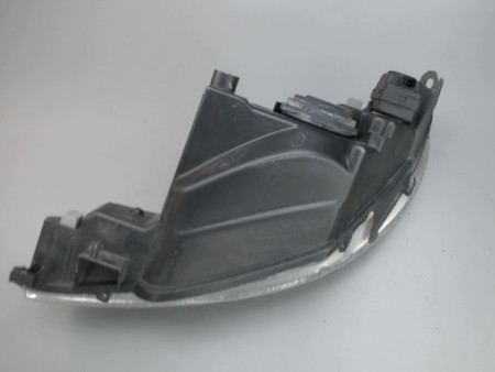 PHARE DROIT PEUGEOT 206