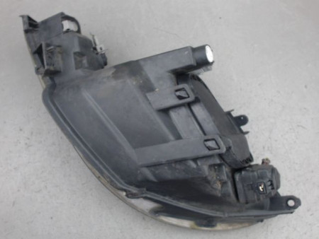 PHARE DROIT PEUGEOT 206