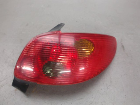 FEU ARRIERE DROIT PEUGEOT 206