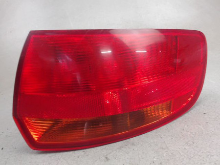 FEU ARRIERE DROIT AUDI A3