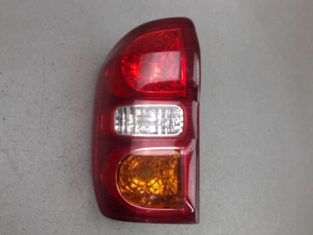 FEU ARRIERE GAUCHE  TOYOTA RAV4