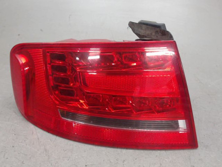 FEU ARRIERE GAUCHE  AUDI A4