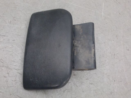 POIGNEE EXTERIEURE PORTE AVANT DROIT PEUGEOT 106