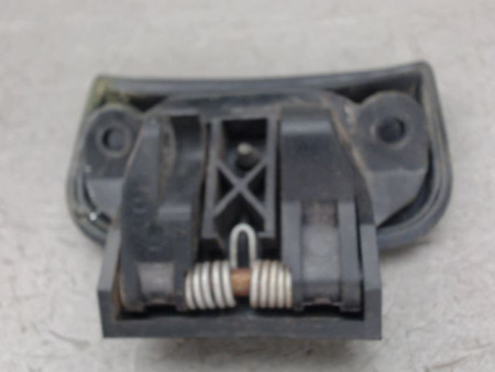 POIGNEE EXTERIEURE PORTE AVANT GAUCHE PEUGEOT 106