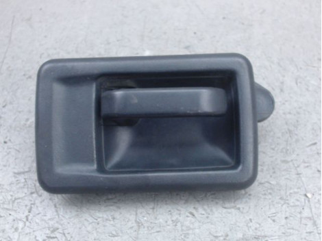 POIGNEE INTERIEURE PORTE AVANT DROIT PEUGEOT 106