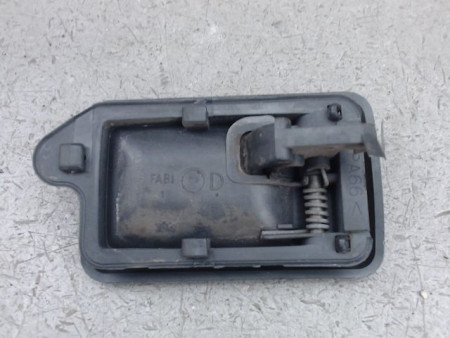 POIGNEE INTERIEURE PORTE AVANT DROIT PEUGEOT 106