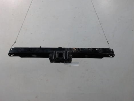 TRAVERSE SUPERIEURE ARMATURE AVANT OPEL ZAFIRA