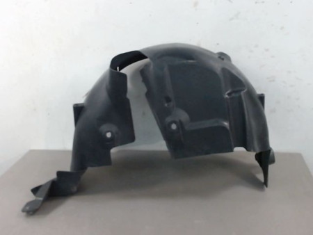 PARE-BOUE ARRIERE GAUCHE RENAULT CLIO