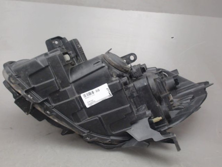PHARE DROIT RENAULT CLIO