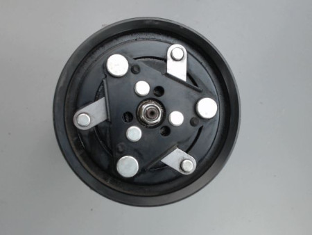 COMPRESSEUR AIR CONDITIONNE RENAULT MEGANE