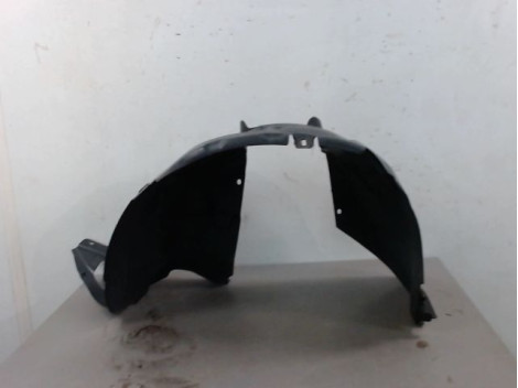PARE-BOUE AVANT GAUCHE PEUGEOT 2008