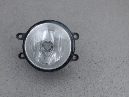 PHARE ANTIBROUILLARD AVANT GAUCHE TOYOTA VERSO