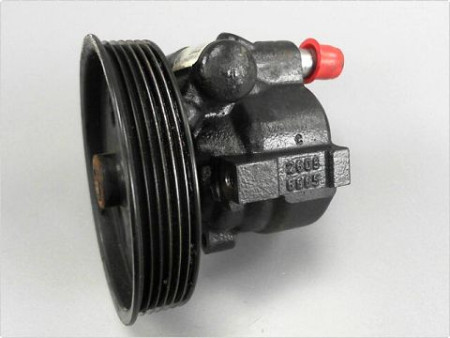 POMPE DIRECTION ASSISTEE DACIA SANDERO 08-12