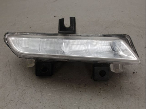 FEUX POSITION DROIT RENAULT CLIO