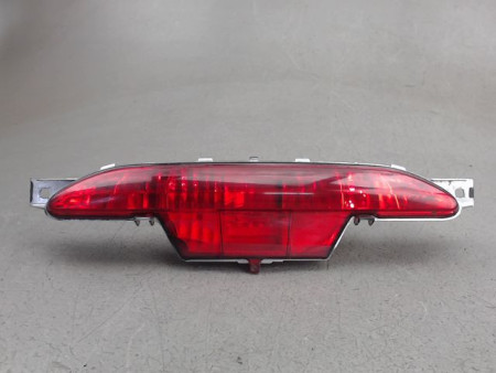 FEU BROUILLARD CENTRAL ARRIERE PEUGEOT 208