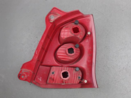 FEU ARRIERE GAUCHE  SUZUKI ALTO