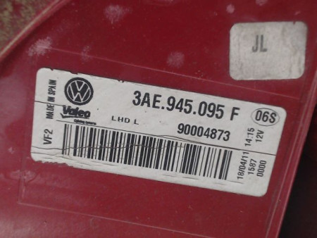 FEU ARRIERE GAUCHE  VOLKSWAGEN PASSAT