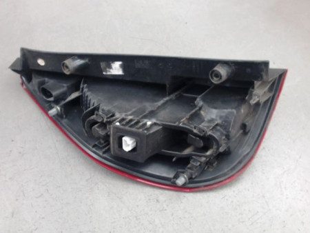 FEU ARRIERE DROIT RENAULT MEGANE
