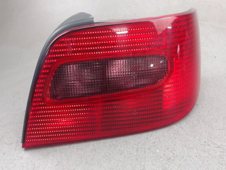 FEU ARRIERE DROIT CITROEN XSARA