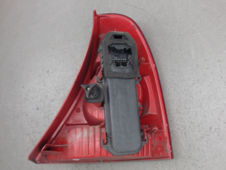 FEU ARRIERE GAUCHE  RENAULT CLIO
