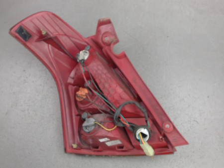 FEU ARRIERE DROIT SUZUKI SWIFT