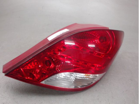 FEU ARRIERE DROIT PEUGEOT 207