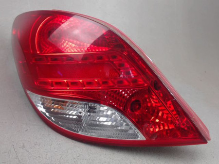 FEU ARRIERE GAUCHE  PEUGEOT 207