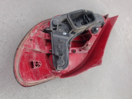 FEU ARRIERE GAUCHE  PEUGEOT 207