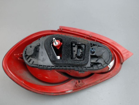 FEU ARRIERE DROIT TOYOTA AYGO
