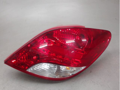 FEU ARRIERE DROIT PEUGEOT 207