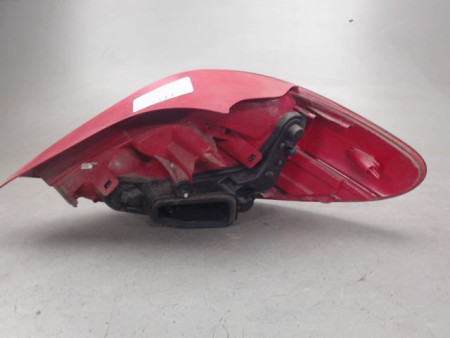 FEU ARRIERE GAUCHE  PEUGEOT 207