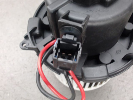 MOTEUR VENTILATEUR CHAUFFAGE RENAULT ZOE