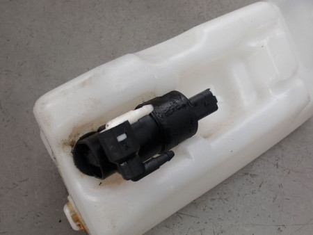 RESERVOIR LAVE-GLACE AVANT RENAULT ZOE