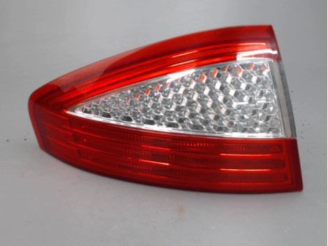 FEU ARRIERE GAUCHE  FORD MONDEO