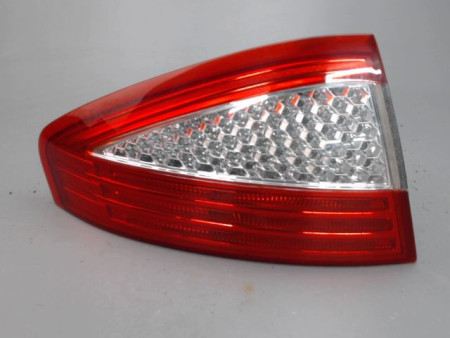 FEU ARRIERE GAUCHE  FORD MONDEO