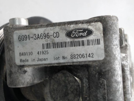 POMPE DIRECTION ASSISTEE FORD MONDEO