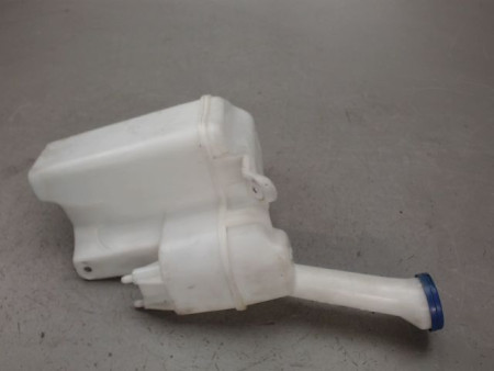 RESERVOIR LAVE-GLACE AVANT TOYOTA AYGO