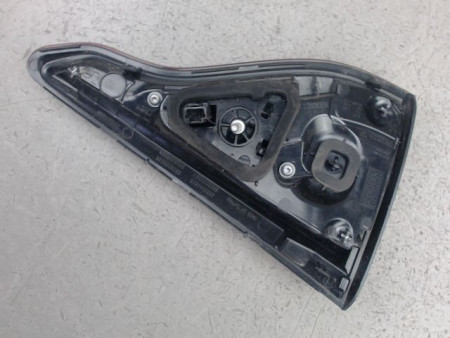 FEU ARRIERE INTERIEUR DROIT RENAULT CLIO
