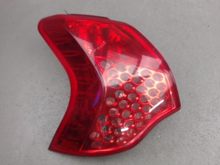 FEU ARRIERE GAUCHE  PEUGEOT 3008