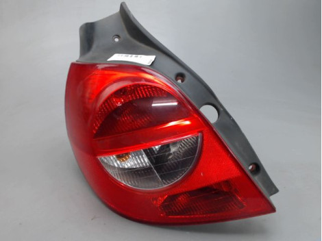FEU ARRIERE GAUCHE  RENAULT CLIO