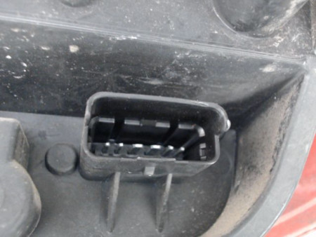 FEU ARRIERE GAUCHE  RENAULT CLIO