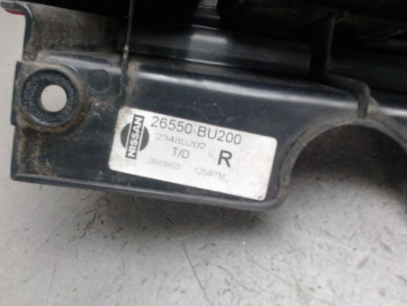 FEU ARRIERE DROIT NISSAN ALMERA
