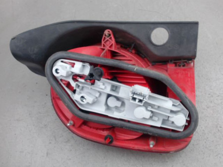 FEU ARRIERE DROIT RENAULT MODUS